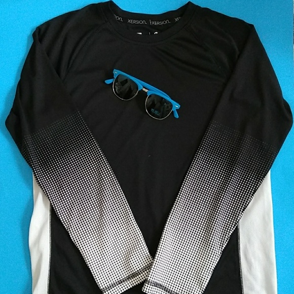 WOMEN'S OR BOYS TOP - Picture 2 of 5